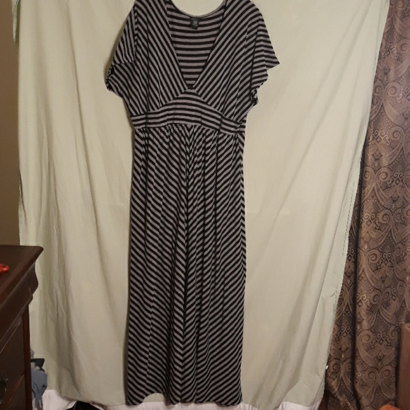 3x maxi dress